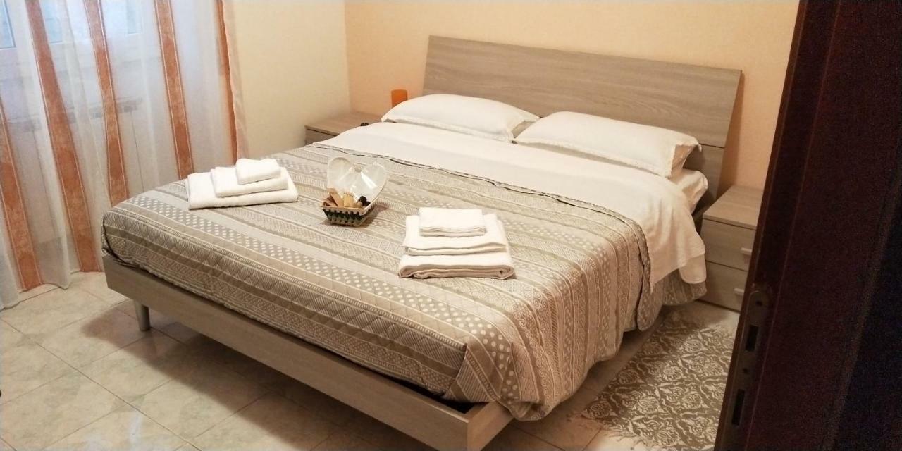 Isola Verde Guest House 菲乌米奇诺 外观 照片
